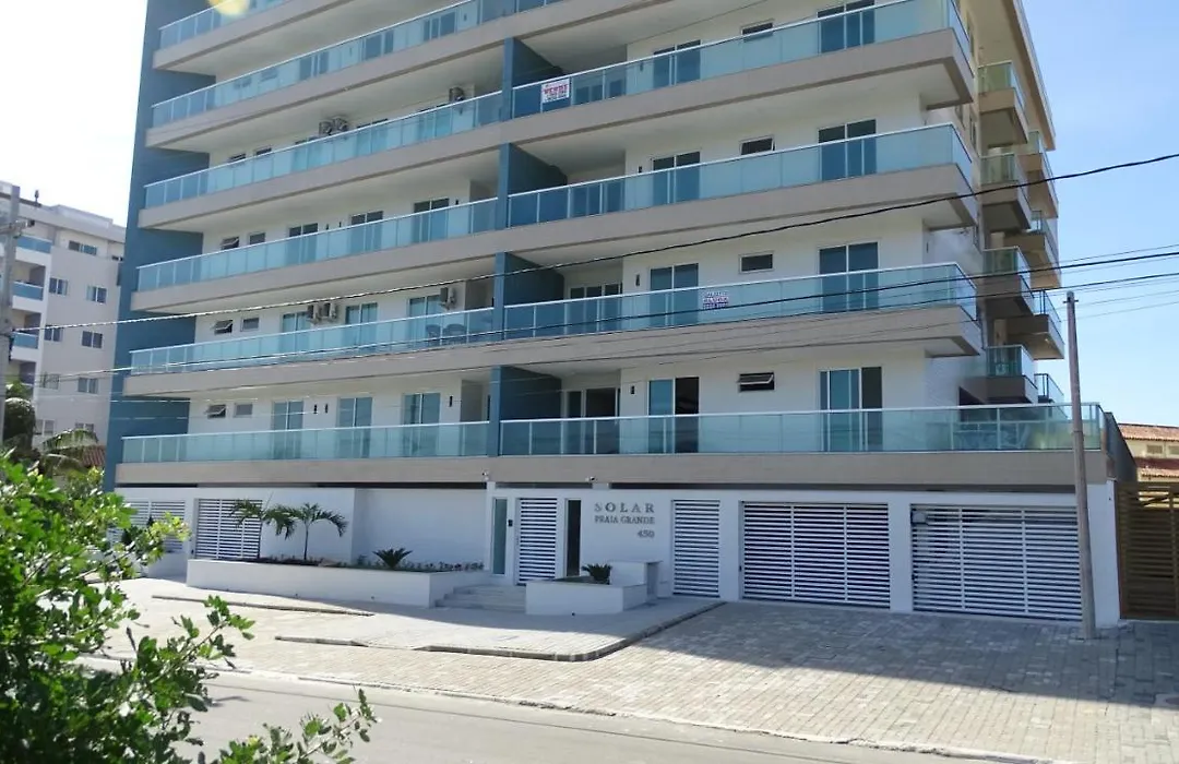 Belíssimo Apto à Beira Mar-1