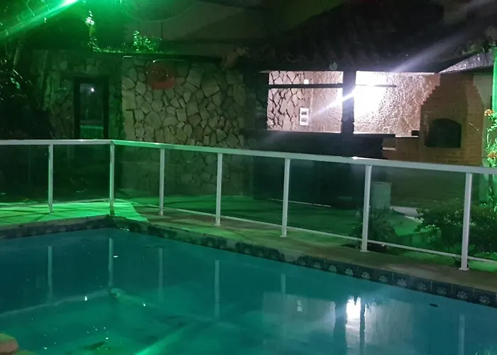 Apartamento com piscina
